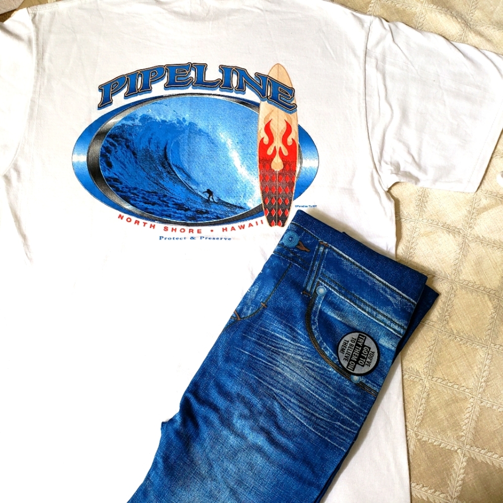 NEW! Hawaiian 2 piece T-shirt & leggings.